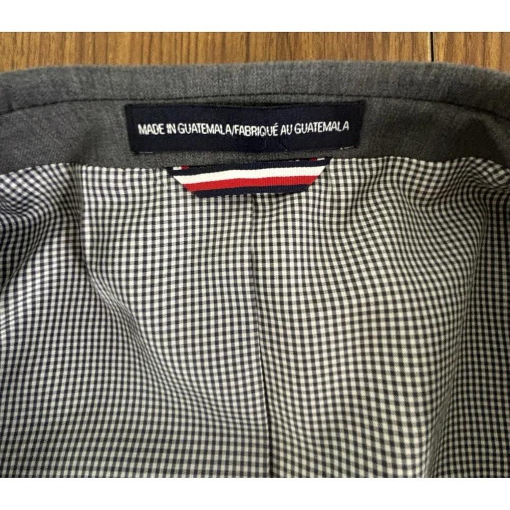 TOMMY‎ HILFIGER Mens 42R Solid Gray Blazer Sport Coat Suit Jacket Checked Lining